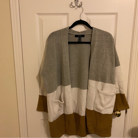 Long cardigan sweater - Picture 3 of 3